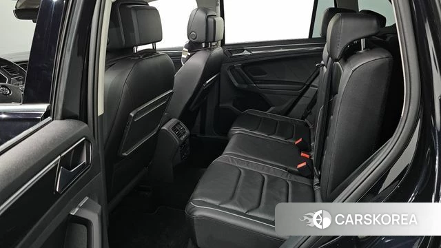 Volkswagen Tiguan second Generation 2018 Черный из Кореи, фото 2