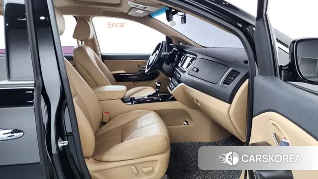 Kia The New Carnival 2019 Черный из Кореи, фото 2