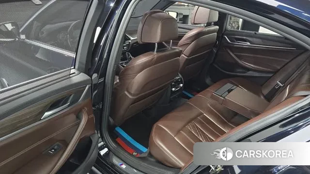 BMW 5 Series (G30) 2018 Синий из Кореи, фото 2