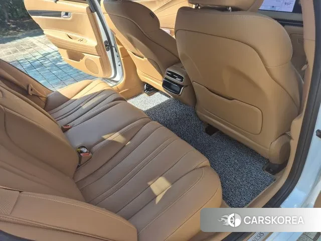 Genesis G80 (RG3) 2024 Жемчужный цвет из Кореи, фото 2