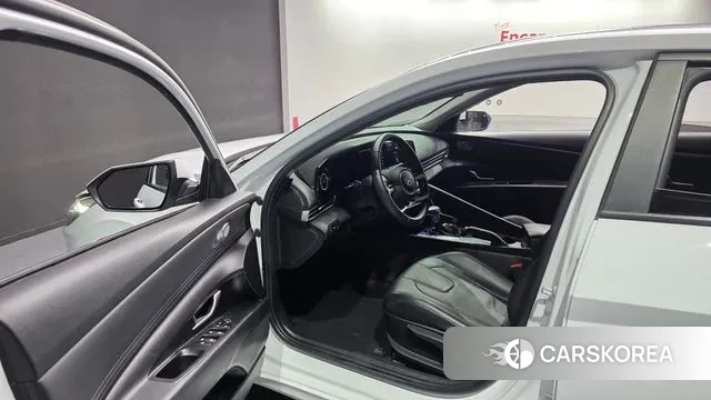 Hyundai Avante (CN7) 2022 Белый из Кореи, фото 2