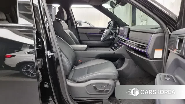 Hyundai Santa Fe (MX5) 2023 Черный из Кореи, фото 2