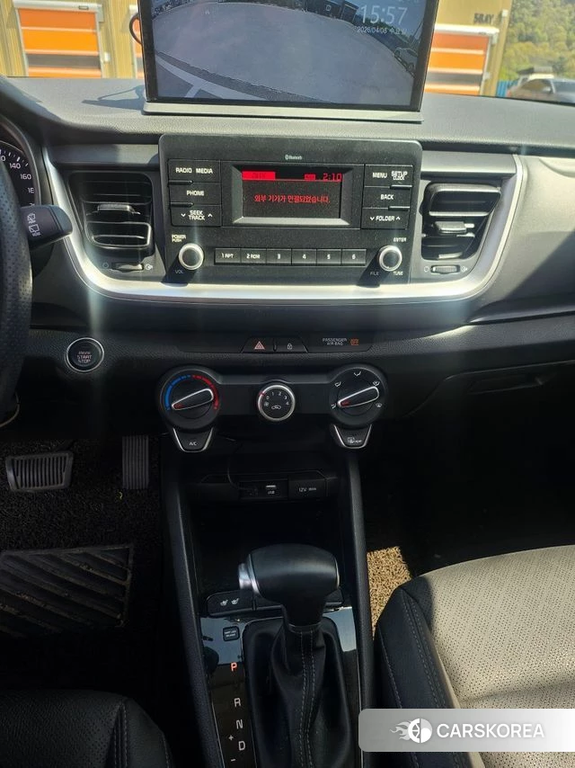 Kia Stonic 2019 Черный из Кореи, фото 2