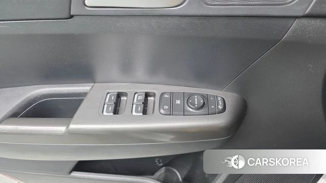 Kia Sportage The Bold 2021 Серебряный из Кореи, фото 2