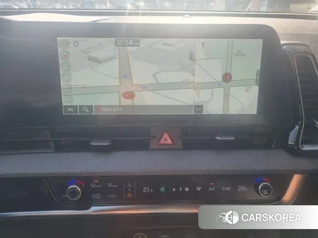 Kia Sportage 5th Generation 2022 Белый из Кореи, фото 2