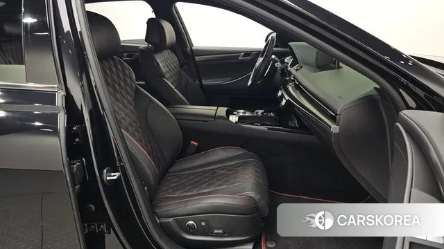 Genesis G80 (RG3) 2023 Черный из Кореи, фото 2