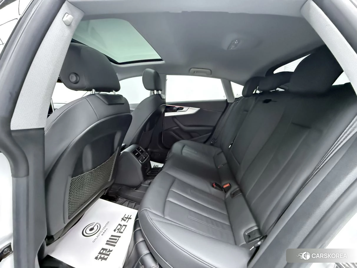 Audi A5 2020 Белый из Китая, фото 2