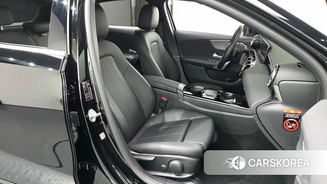 Mercedes-Benz A-Class W177 2021 Черный из Кореи, фото 2