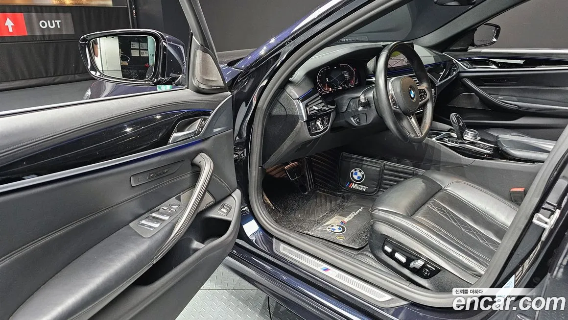 BMW 5 Series (G30) id 2045310 из Кореи 2