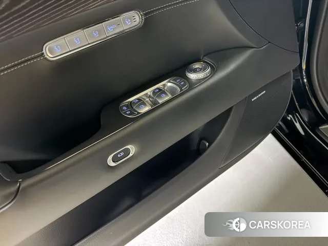 Genesis G90 (RS4) 2023 Черный из Кореи, фото 2