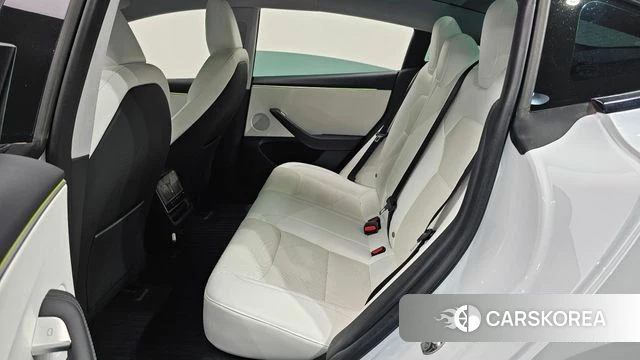 Tesla Model 3 2024 Белый из Кореи, фото 2