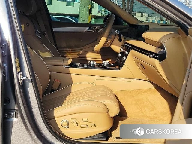 Genesis G80 (RG3) 2025 Серебристо-серый из Кореи, фото 2