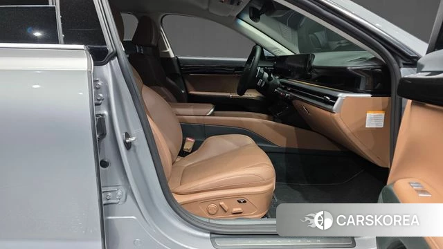 Hyundai Grandeur Hybrid (GN7) 2023 Серебристо-серый из Кореи, фото 2