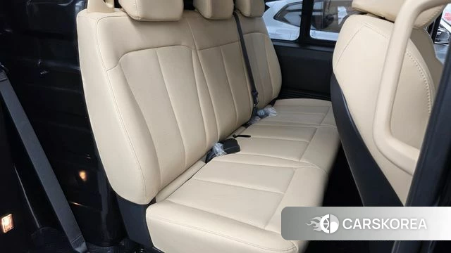 Hyundai Staria 2024 Черный из Кореи, фото 2