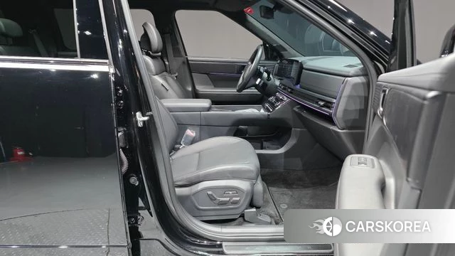 Hyundai Santa Fe (MX5) 2024 Черный из Кореи, фото 2