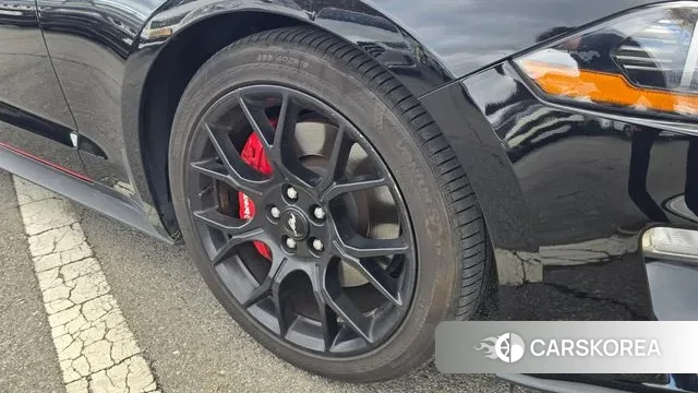 Ford Mustang 2018 Черный из Кореи, фото 2