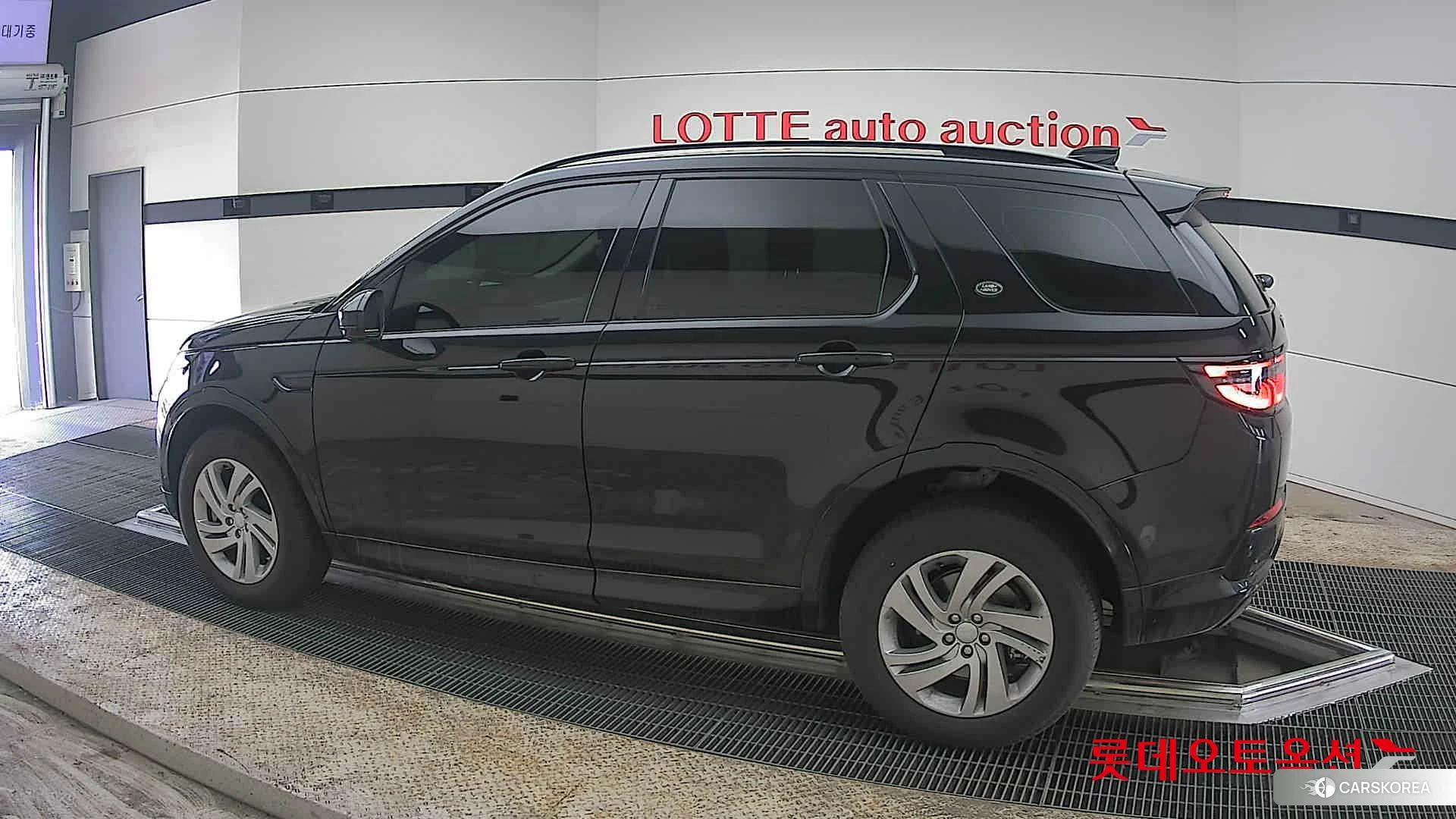 Land Rover Discovery Sport P250 2025 Черный из Кореи, фото 2