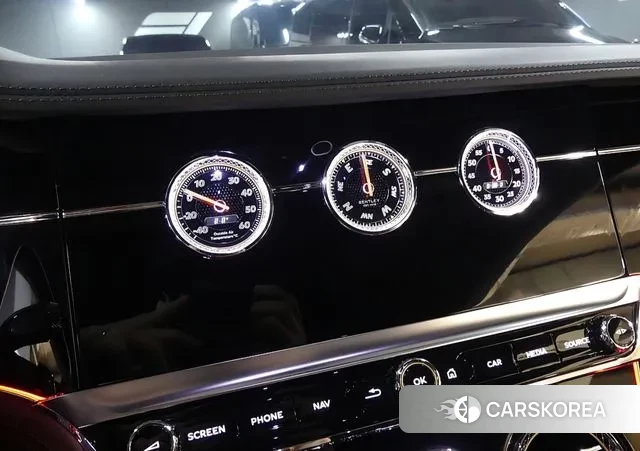 Bentley Continental GT 3rd Generation 2021 Черный из Кореи, фото 2