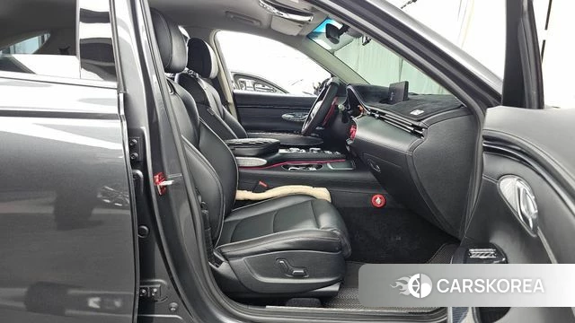 Genesis GV70 2022 Серый из Кореи, фото 2