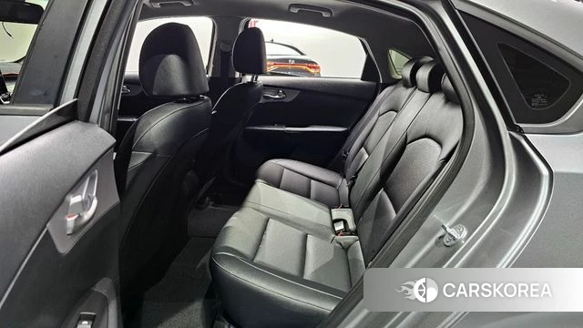 Kia The New K3 2nd generation 2021 Серый из Кореи, фото 2
