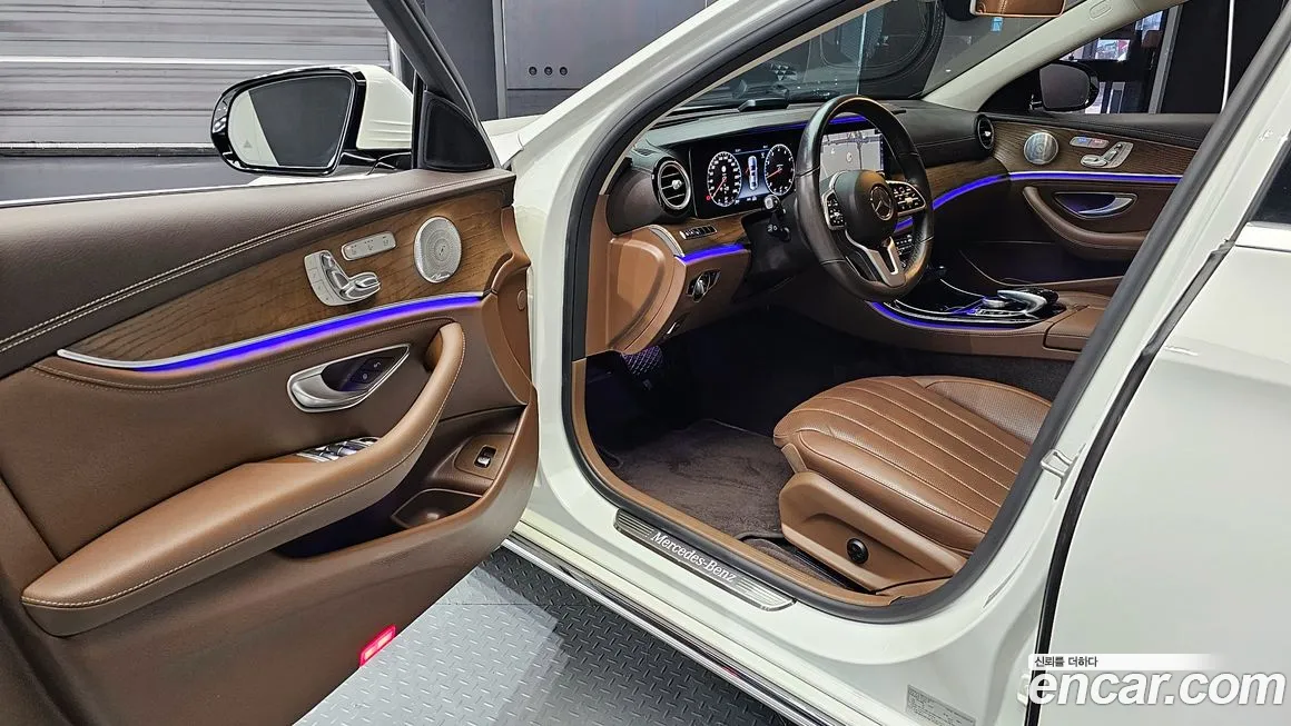 Mercedes-Benz E-Class W213 2020 Белый из Кореи, фото 2