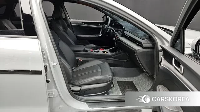 Kia The New K5 3rd generation 2025 Серебристо-серый из Кореи, фото 2