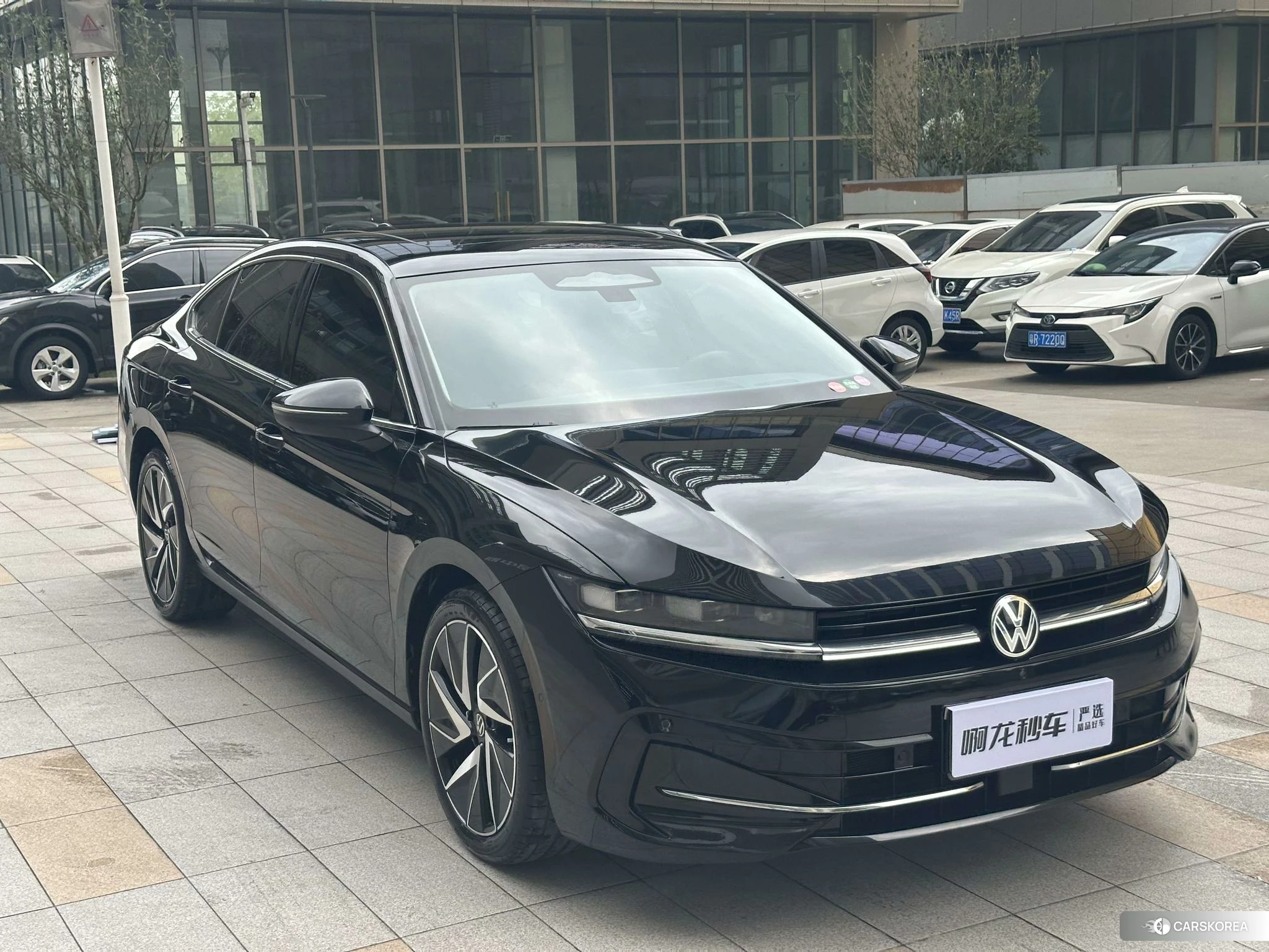 Volkswagen Magotan 2024 Черный из Китая, фото 2