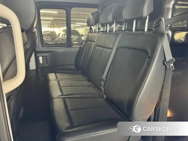 Hyundai Staria 2021 Черный из Кореи, фото 2