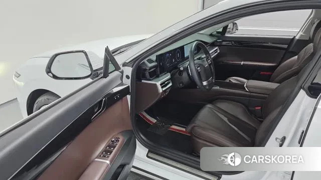 Hyundai Grandeur Hybrid (GN7) 2023 Белый из Кореи, фото 2