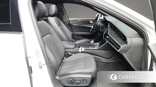 Audi A6 (C8) 2022 Белый из Кореи, фото 2