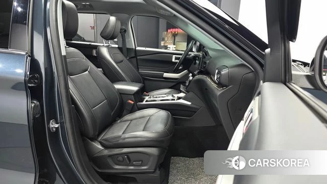 Ford Explorer 6th Generation 2023 Синий из Кореи, фото 2