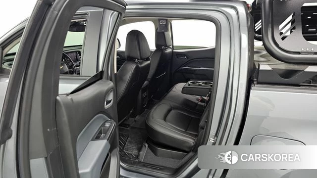 Chevrolet (GM Daewoo) Real New Colorado 2022 Серый из Кореи, фото 2