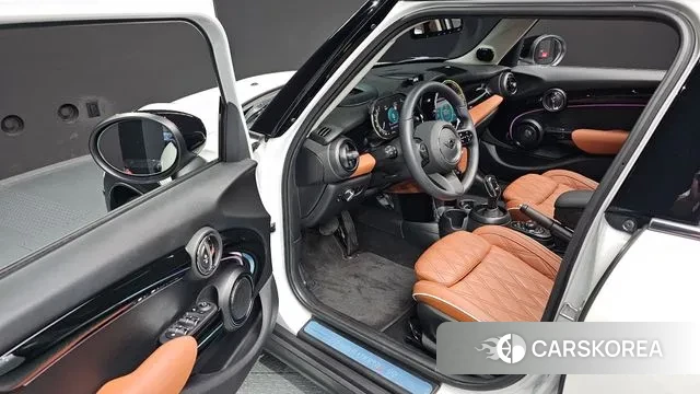 Mini Cooper S 2023 Белый из Кореи, фото 2