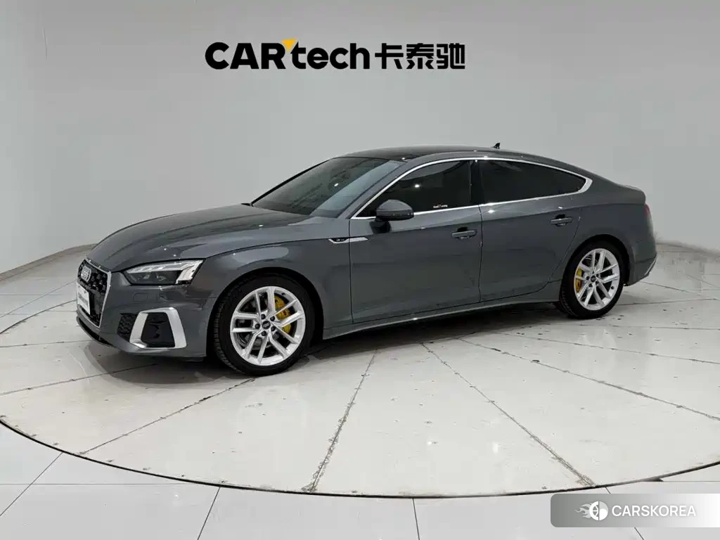 Audi A5 2026 Silver/gray из Китая, фото 2
