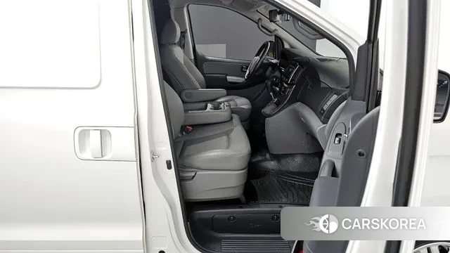 Hyundai The New Grand Starex 2020 Белый из Кореи, фото 2