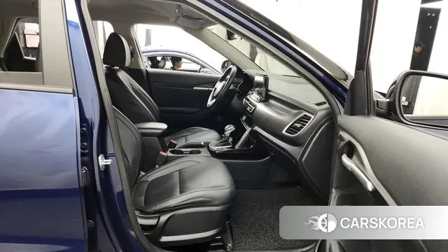 Kia Seltos 2021 Синий из Кореи, фото 2