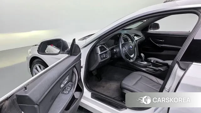 BMW 4 Series (F32) 2019 Белый из Кореи, фото 2