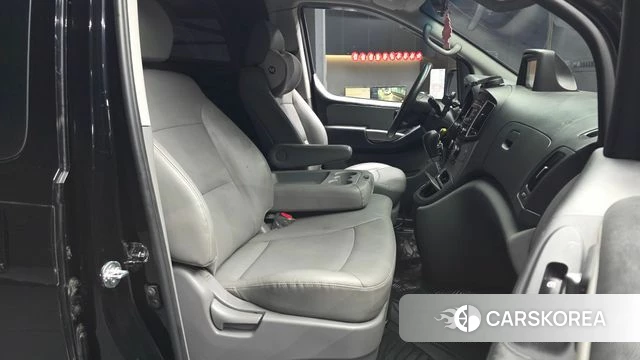 Hyundai The New Grand Starex 2019 Черный из Кореи, фото 2