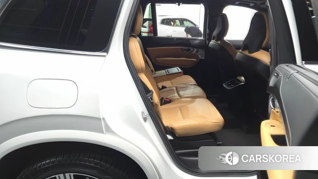 Volvo XC90 second Generation 2023 Белый из Кореи, фото 2