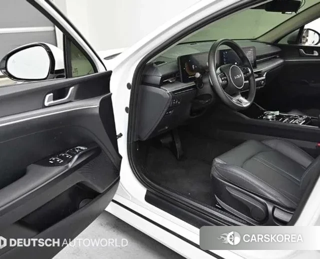 Kia The New K5 3rd generation 2024 Белый из Кореи, фото 2