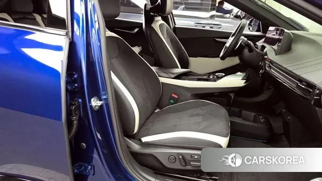 Kia EV6 2022 Синий из Кореи, фото 2