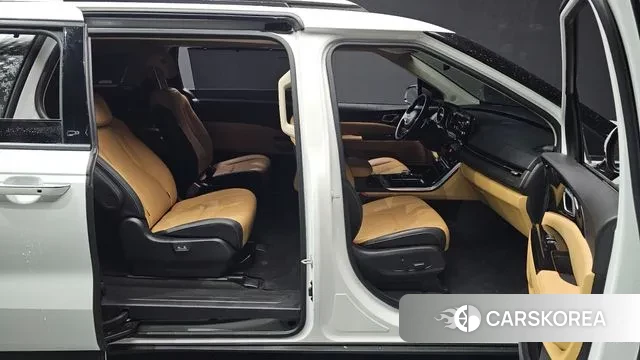 Kia Carnival 4th generation 2023 Белый из Кореи, фото 2