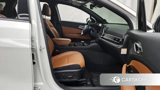 Kia Sportage 5th Generation Hybrid 2021 Белый из Кореи, фото 2