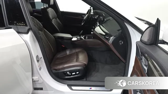 BMW 6 Series GT (G32) 2018 Белый из Кореи, фото 2