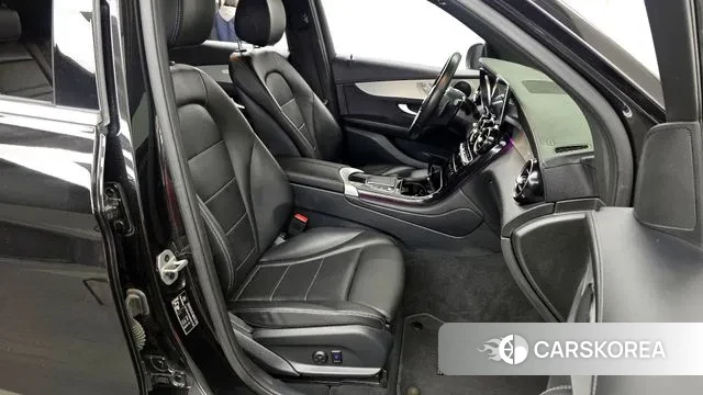 Mercedes-Benz GLC-Class X253 2022 Черный из Кореи, фото 2