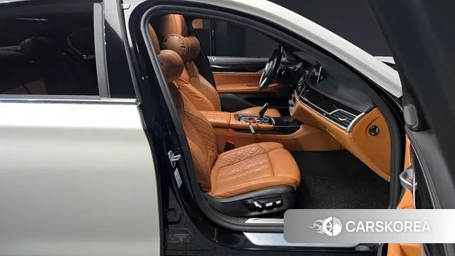 BMW 7 Series (G11) 2021 Белый из Кореи, фото 2