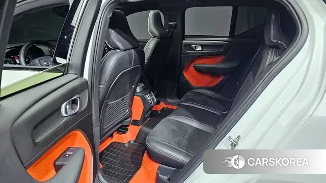 Volvo XC40 2019 Белый из Кореи, фото 2