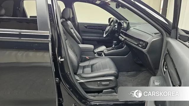 Honda CR-V 6th generation 2025 Черный из Кореи, фото 2