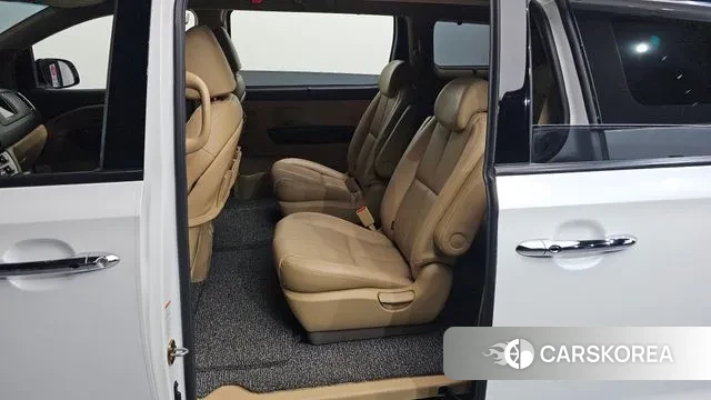 Kia The New Carnival 2018 Белый из Кореи, фото 2