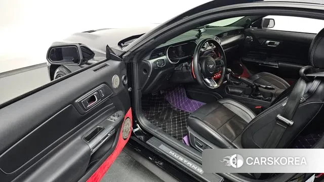 Ford Mustang 2020 Черный из Кореи, фото 2